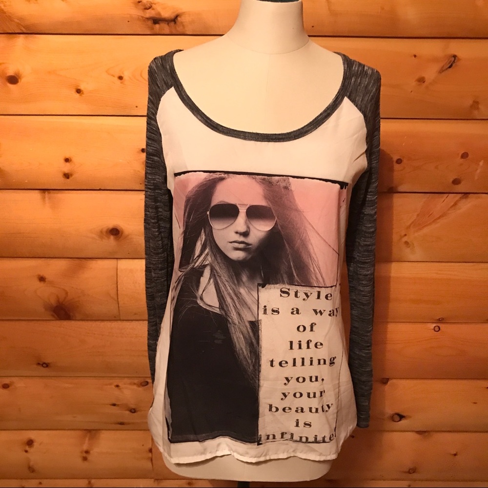 🛍 Maurice’s graphic long sleeve top